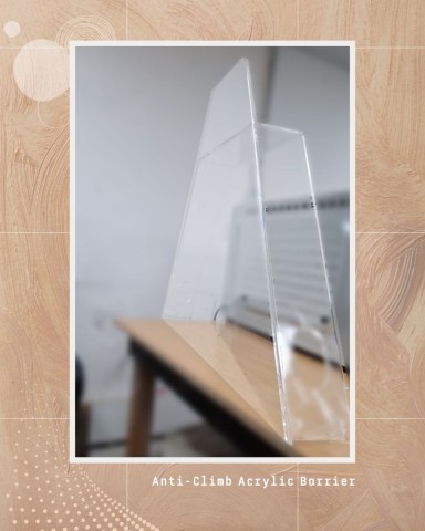 acrylic barriers lift signages