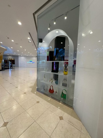 acrylic product display stands tables and shelves