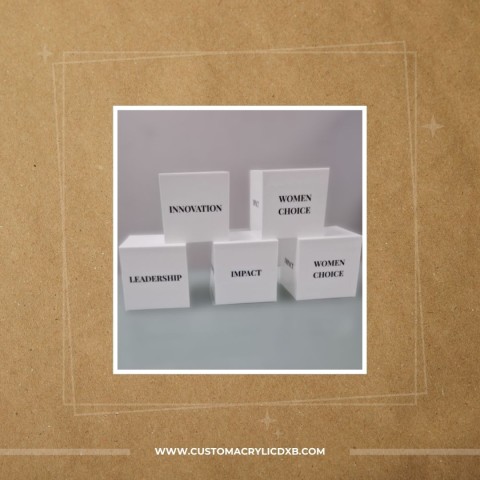 custom acrylic boxes